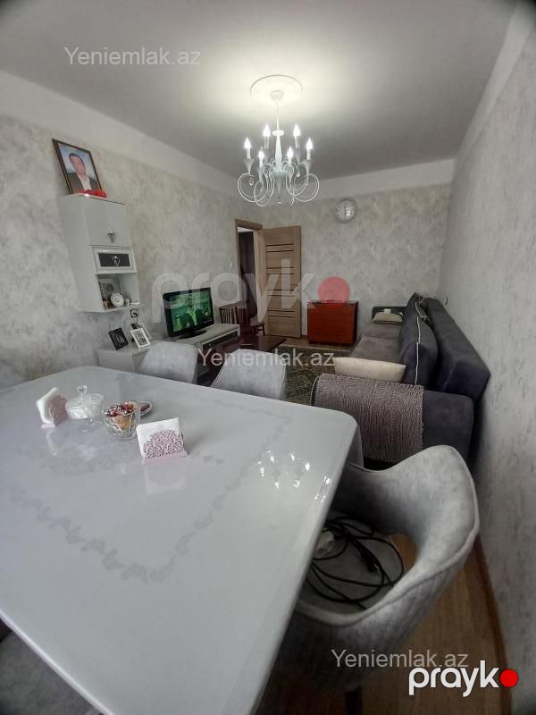 Satılır 2 otaqlı Bina evi menzil (Köhnə tikili), 58.7 m², 10-cu mikrorayon — Mənzil, Sumqayıt (11)
