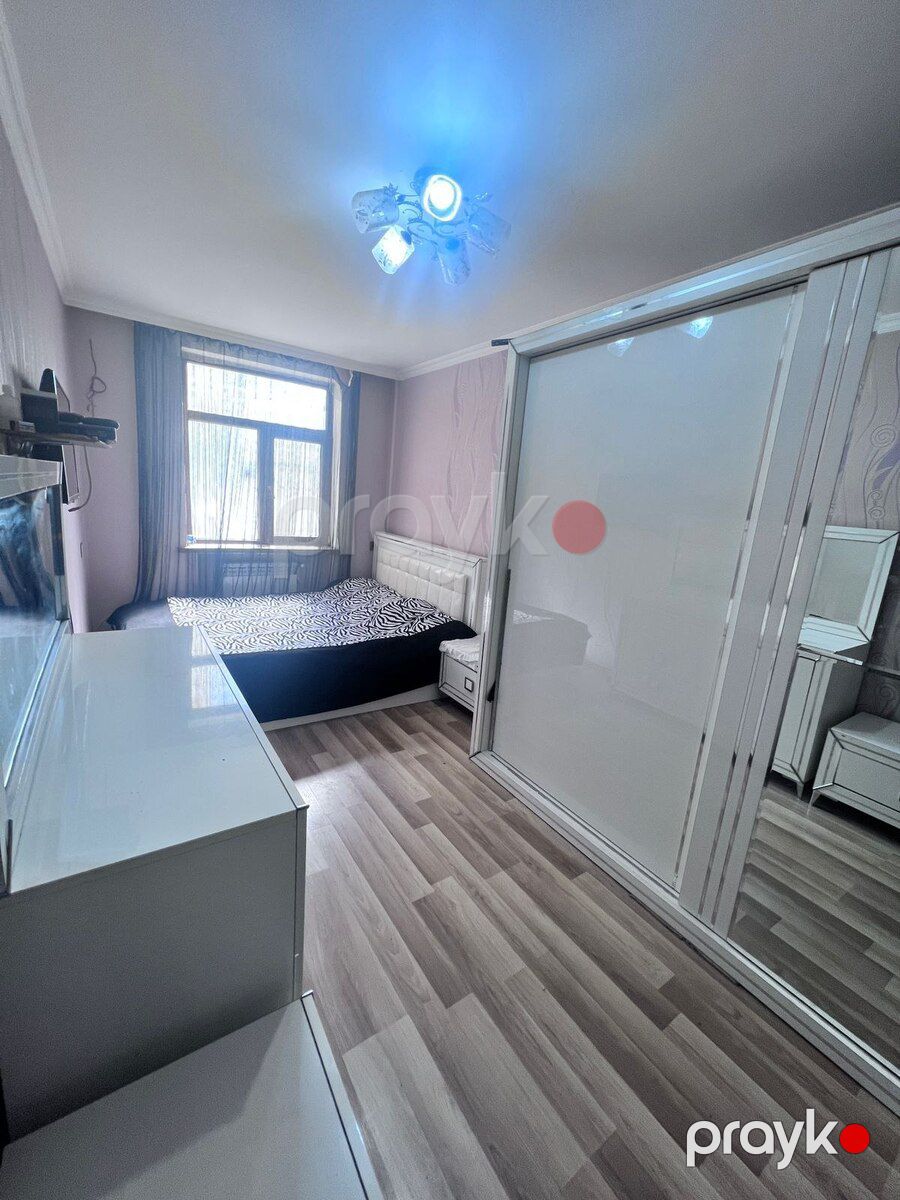 4-otaqlı mənzil, Nizami r., 250 m² — Mənzil, Bakı (6)