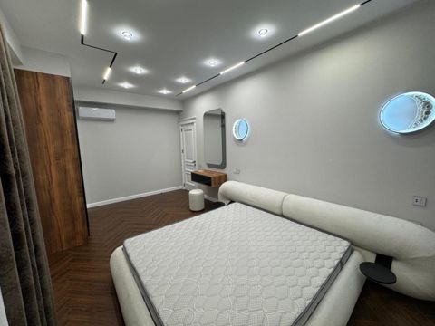 İcarəyə verilir 3 otaqlı yeni tikili 140 m² — Bakı