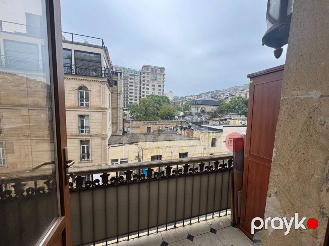 Satılır 2 otaqlı köhnə tikili 50 m² — Mənzil, Bakı (5)