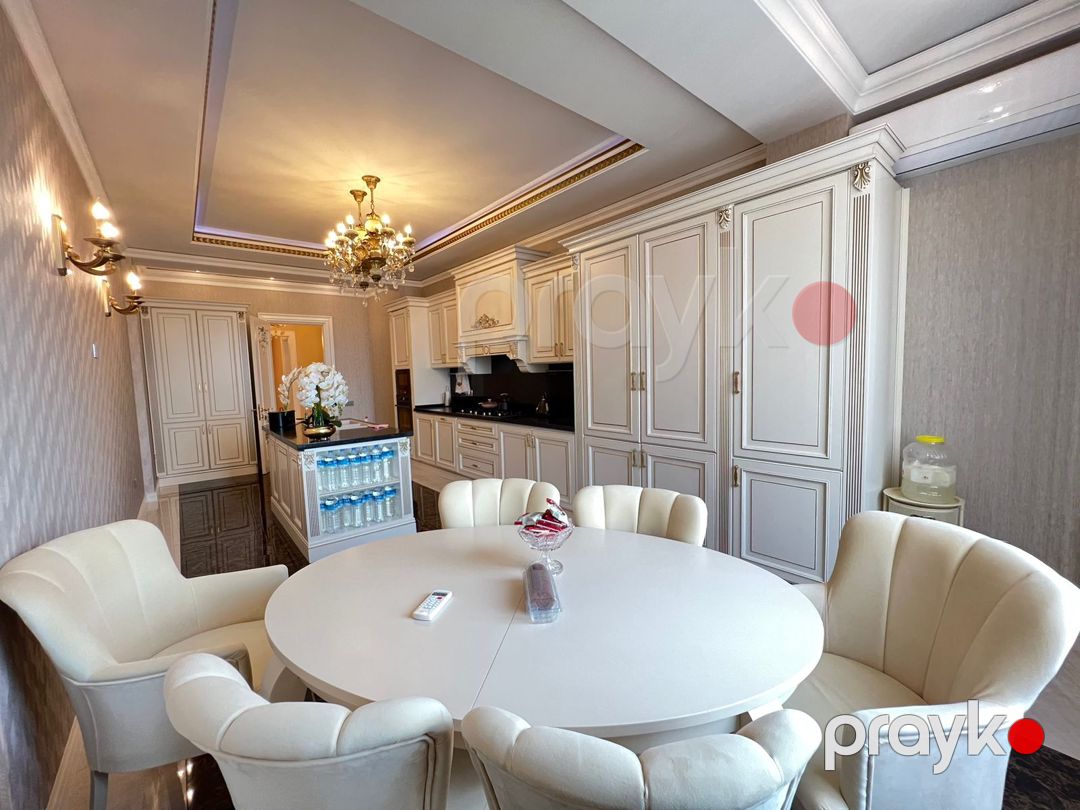 Satılır 5 otaqlı yeni tikili 300 m² — Mənzil, Bakı (3)