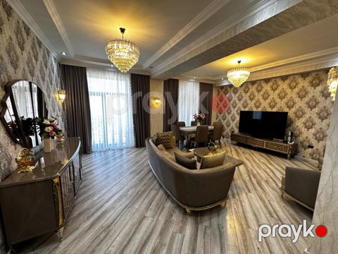 Satılır 4 otaqlı yeni tikili 190 m² — Bakı