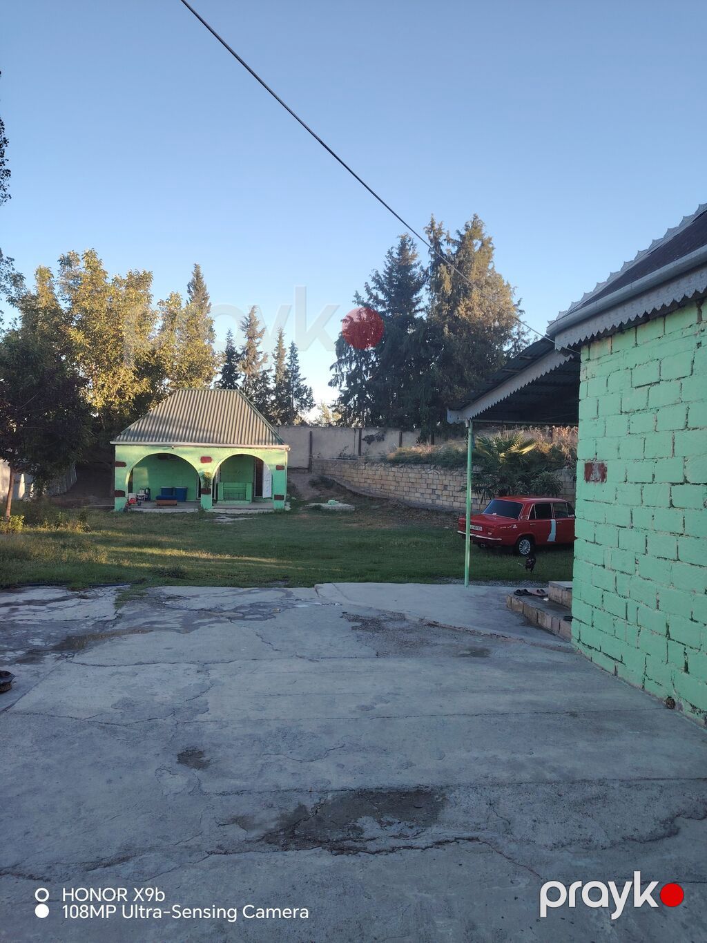 Həyətyanı sahəsi geniş olan fərdi yaşayış evi. Şəkillərdən göründüyü — Ev, villa, Yevlax (2)