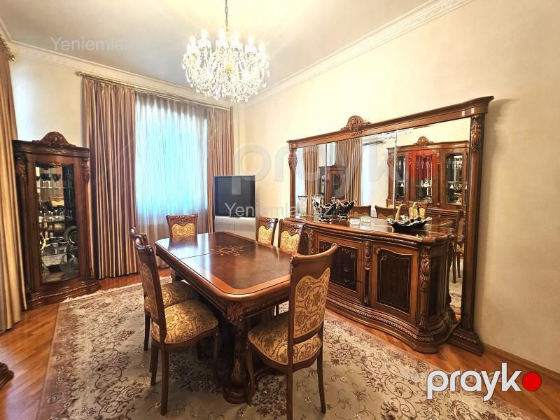 Satılır 5 otaqlı Bina evi menzil (Yeni tikili), 200 m², Nərimanov rayonu — Mənzil, Bakı (4)