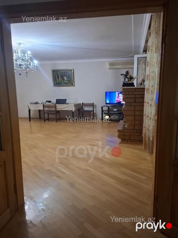 Satılır 5 otaqlı Bina evi menzil (Köhnə tikili), 130 m², Nizami rayonu — Mənzil, Bakı (10)