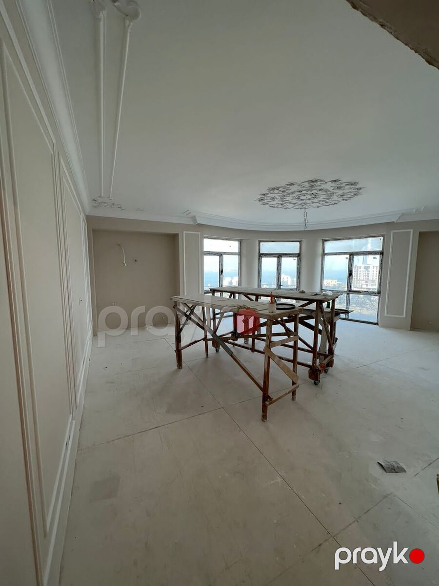 Satılır 4 otaqlı yeni tikili 240 m² — Mənzil, Bakı (10)