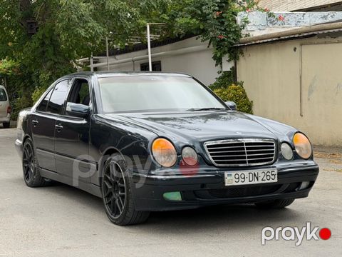 Mercedes E 220, 2000 il — Bakı