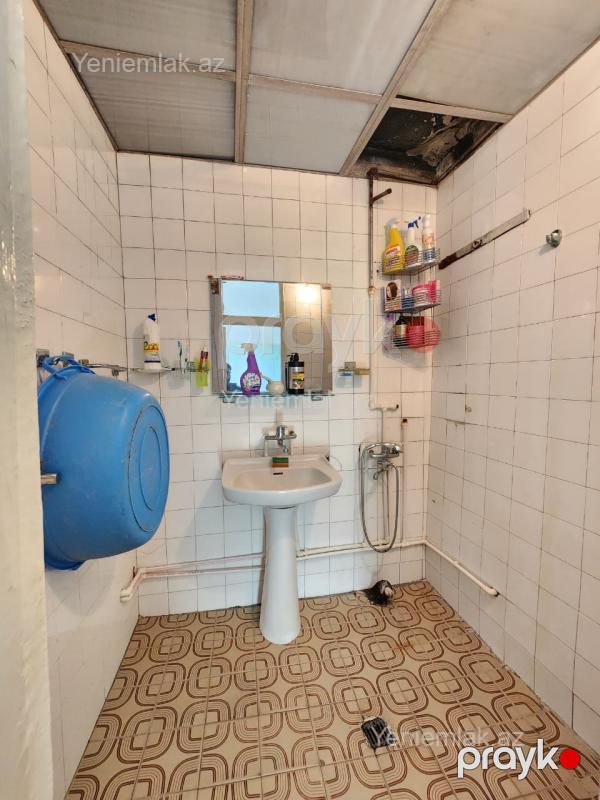 Satılır 3 otaqlı Bina evi menzil (Köhnə tikili), 75 m², 6-cı mikrorayon — Mənzil, Sumqayıt (12)