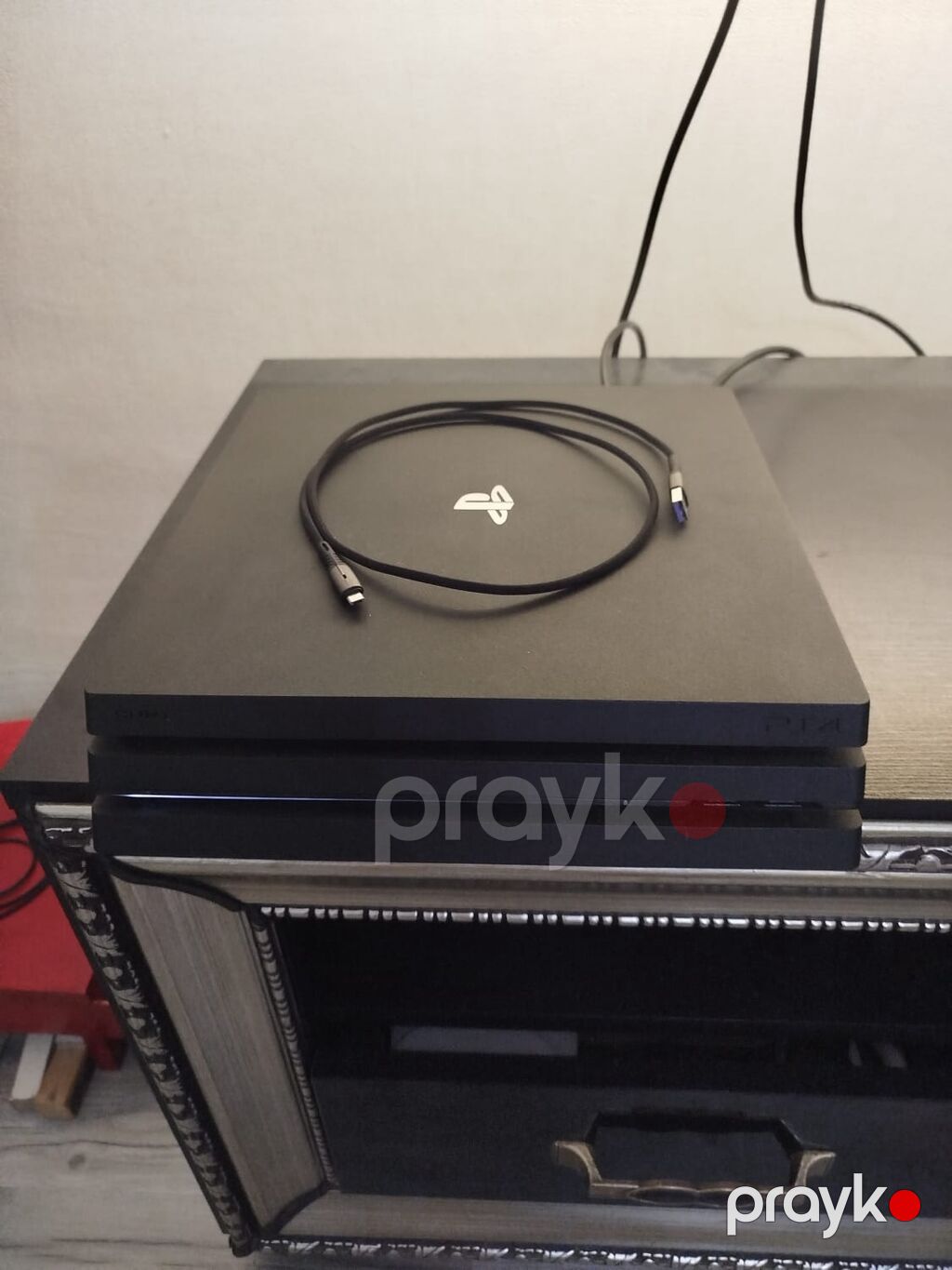 PlayStation 4 Pro (PS4 Pro) oyun konsolu Komplekt: - PS4 Pro 1TB — Oyun konsolları, Gəncə (2)