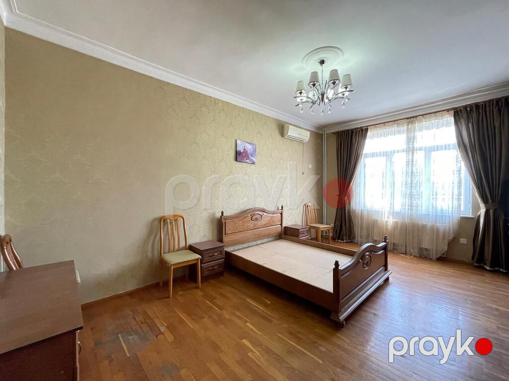 Satılır 6 otaqlı köhnə tikili 190 m² — Mənzil, Bakı (5)