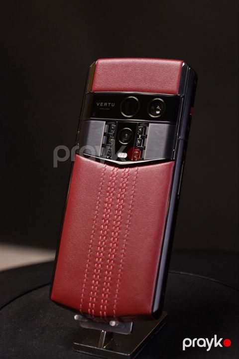 Vertu Agent Q Red Wine 1TB 2026 — Bakı