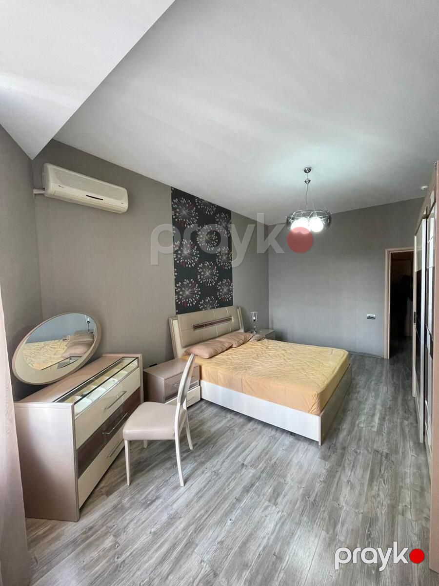 İcarəyə verilir 4 otaqlı yeni tikili 220 m² — Mənzil, Bakı (8)