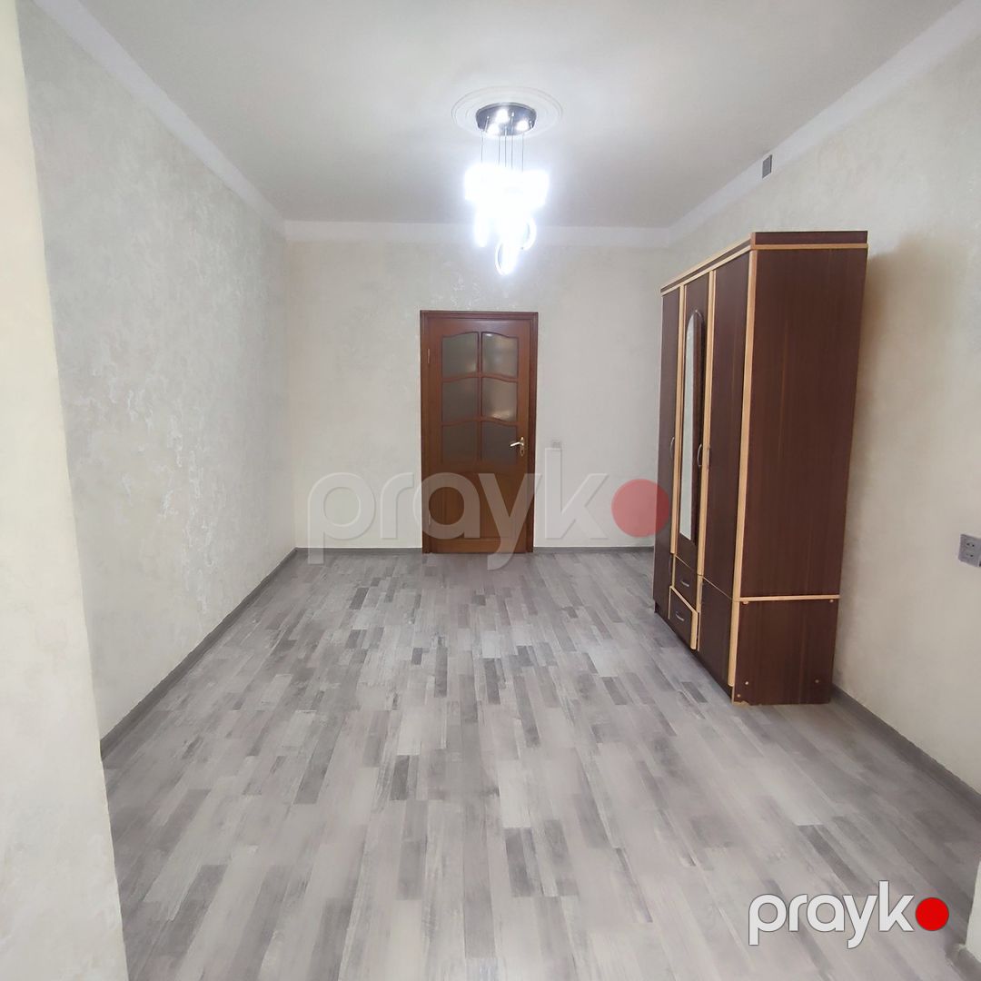 Satılır 2 otaqlı köhnə tikili 70 m² — Mənzil, Bakı (5)