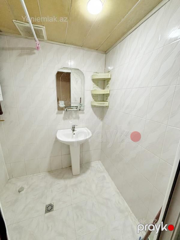 Satılır 2 otaqlı Bina evi menzil (Köhnə tikili), 60 m², 13-cü mikrorayon — Mənzil, Sumqayıt (7)