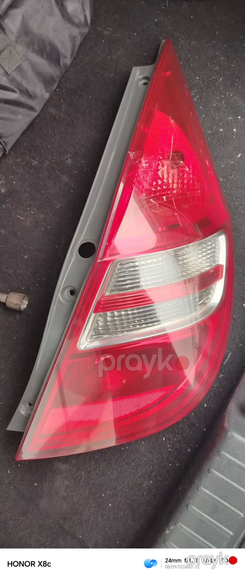 Salam hunday i30 xecbek arxa sağ stop üst tərəfind qiriğı var şəkildə — Avtomobil işığı, Sumqayıt (3)