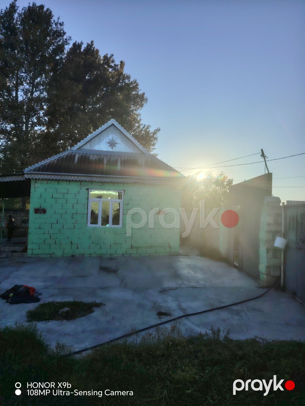 Həyətyanı sahəsi geniş olan fərdi yaşayış evi. Şəkillərdən göründüyü — Ev, villa, Yevlax (3)
