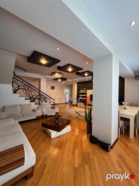 Satılır 3 otaqlı yeni tikili 160 m² — Bakı