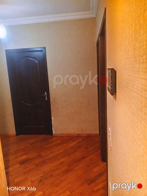Bakı, Köhnə Günəşli, 3 otaqlı, Köhnə tikili, m. Həzi Aslanov, 75 kv. m — Bakı