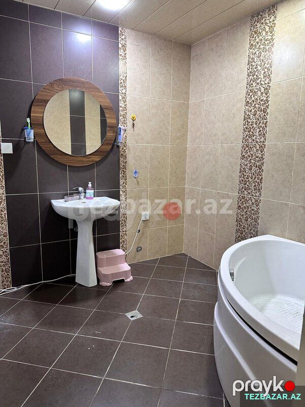Bineqedi Rayonu 9mkr Mircelal kucesi — Mənzil, Bakı (9)