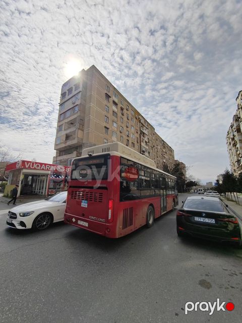 Satılır 5 otaqlı köhnə tikili 120 m² — Bakı