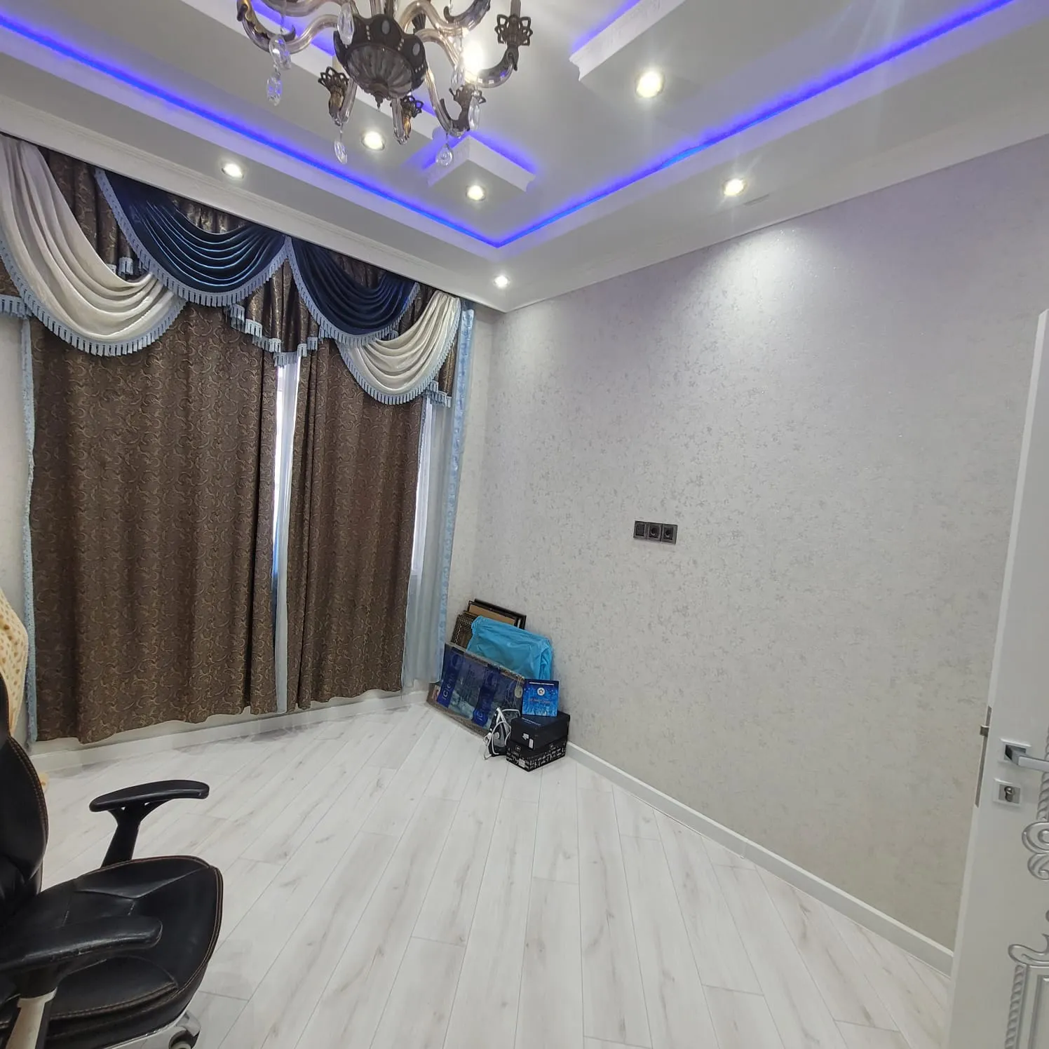 Zığ, 7 otaqlı Həyət evi satılır - 408 m², 3 mərtəbə, 1 sot — Ev, villa, Bakı (10)