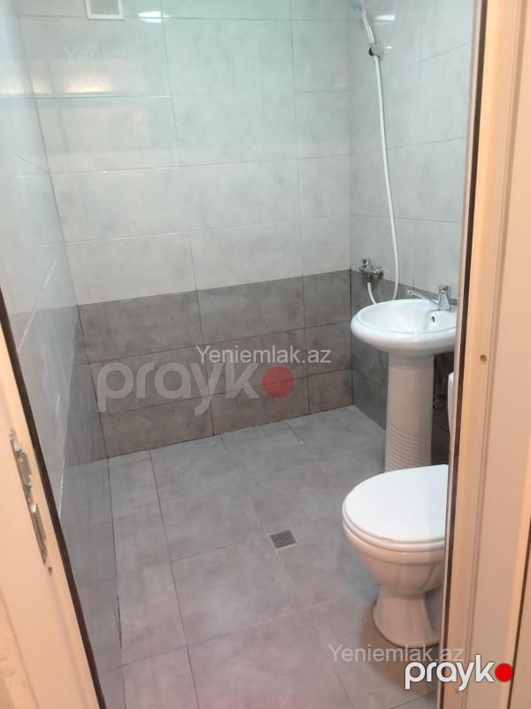 Satılır 2 otaqlı Bina evi menzil (Köhnə tikili), 48 m², 3-cü mikrorayon — Mənzil, Sumqayıt (11)