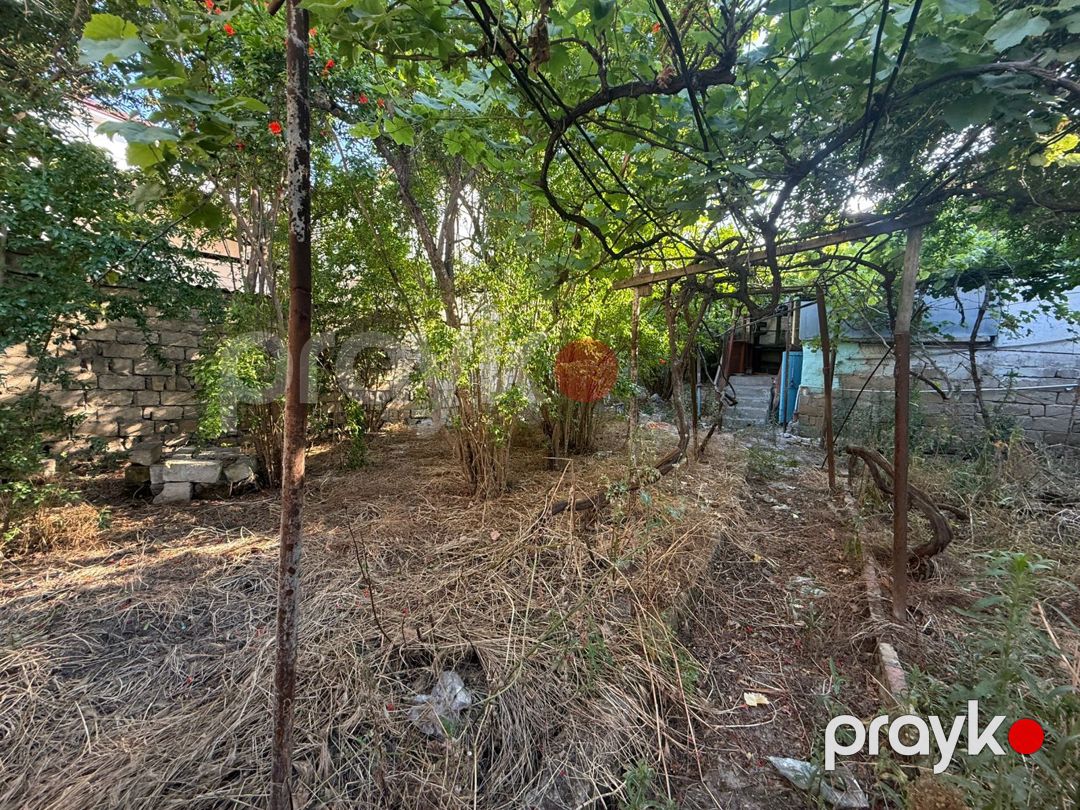 Həyət evi, Yahya Hüseynov küç — Ev, villa, Bakı (2)
