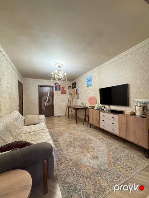 Satılır 2 otaqlı köhnə tikili 85 m² — Bakı