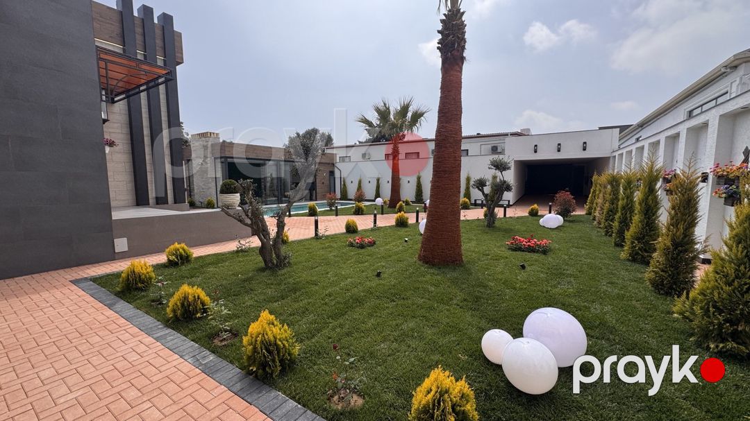 Satılır 5 otaqlı həyət evi/bağ evi 250 m² — Ev, villa, Bakı (12)