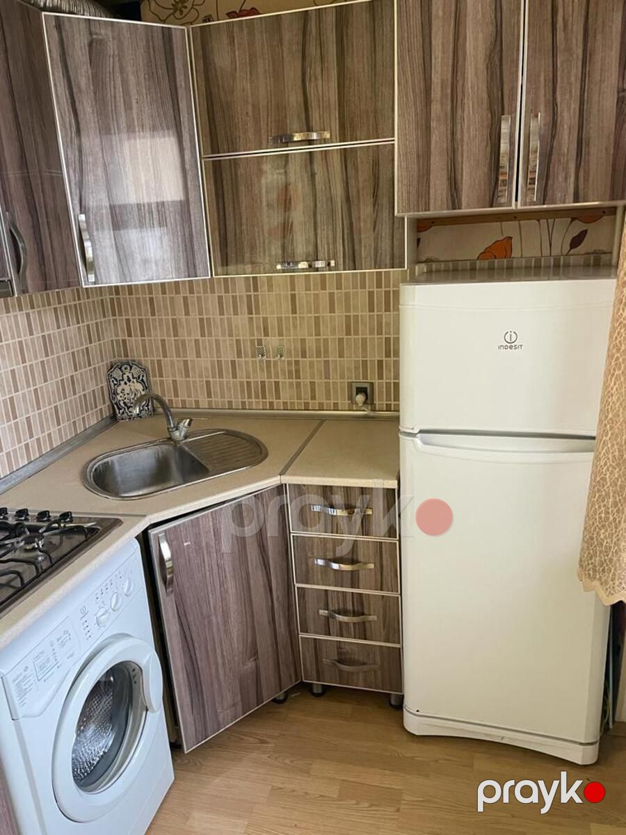 İcarəyə verilir 1 otaqlı köhnə tikili 35 m² — Mənzil, Bakı (3)