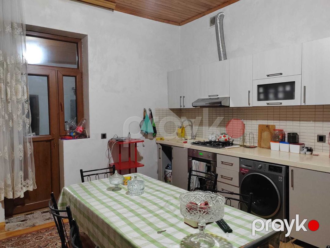 Həyət evi, Səttar Bəhlulzadə küç — Ev, villa, Bakı (9)