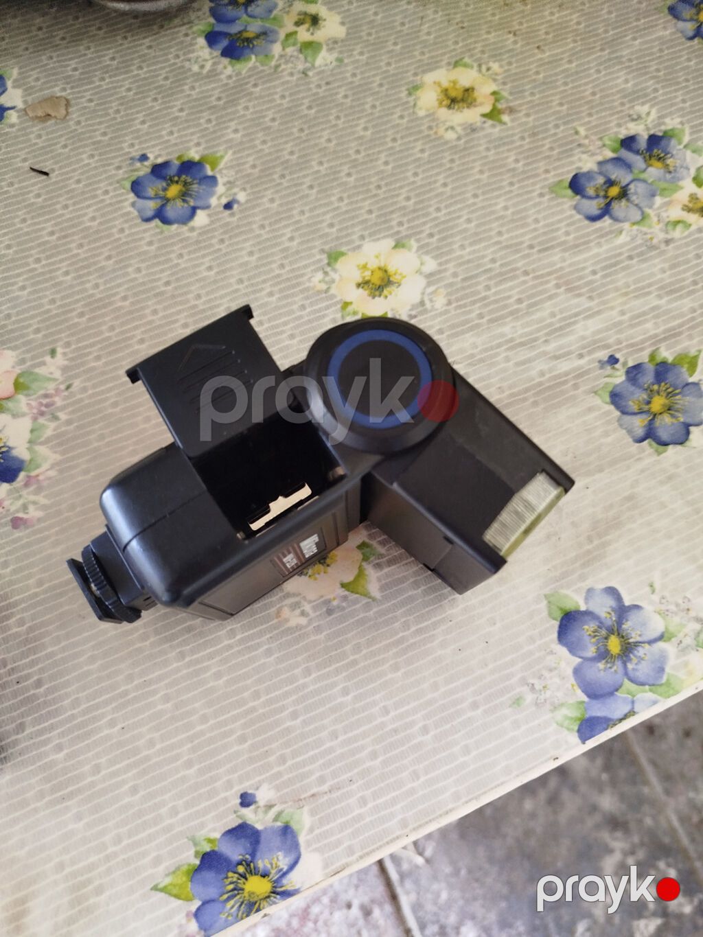 Mikona MV-328 Electronic Flash foto apart ucun 4 x 1.5 batarey ile — İşıq avadanlığı və aksesuarlar, Bakı (10)
