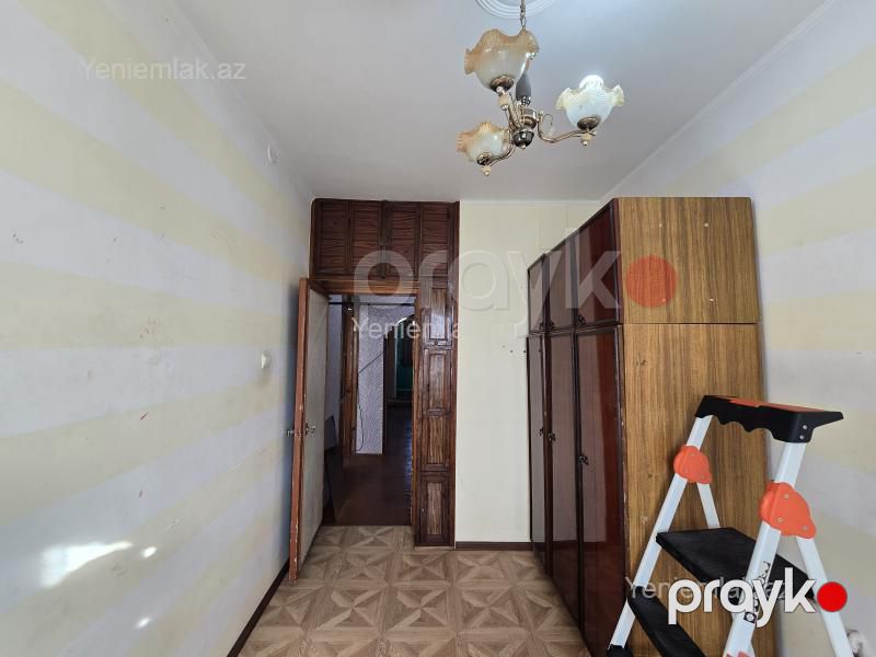 Satılır 3 otaqlı Bina evi menzil (Köhnə tikili), 60 m², 9-cu mikrorayon — Mənzil, Sumqayıt (9)