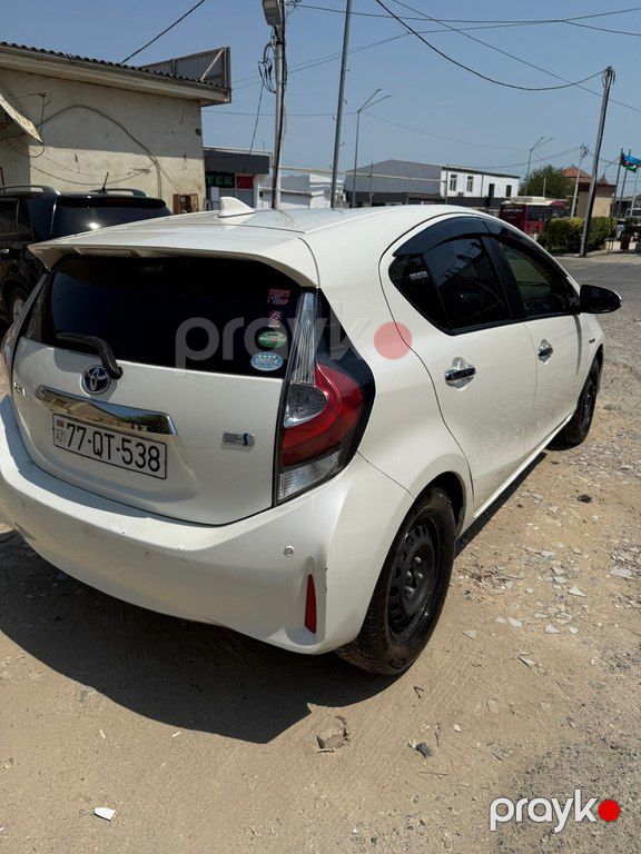 Toyota Aqua, 1.5 L, 0.9 kWh, 2019 il, 175 000 km — Avtomobillər, Bakı (3)