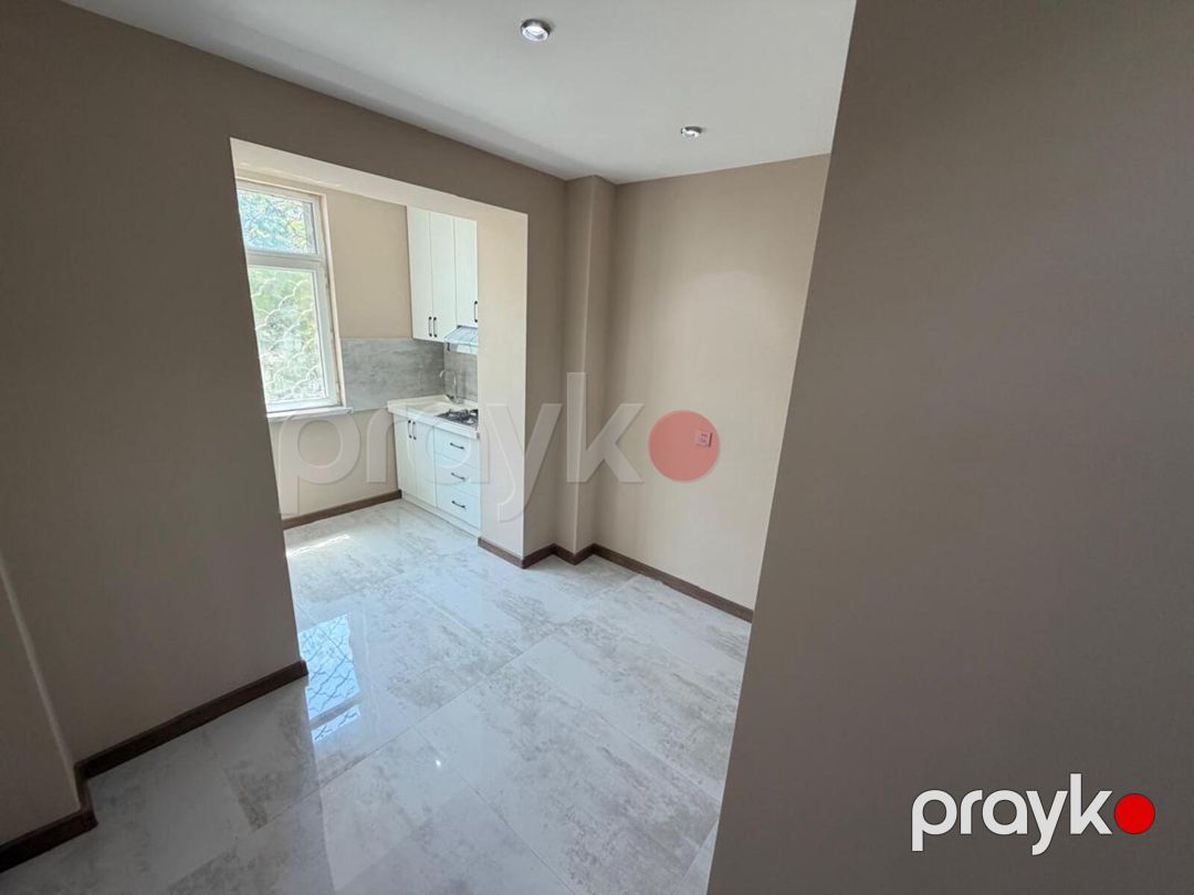 Satılır 2 otaqlı köhnə tikili 43 m² — Mənzil, Bakı (7)
