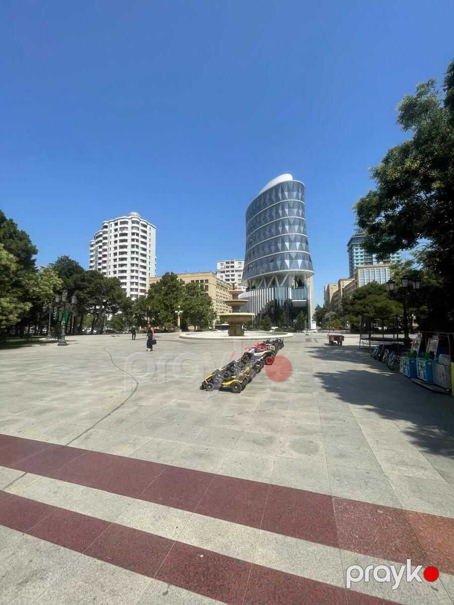 Satılır 2 otaqlı köhnə tikili 50 m² — Mənzil, Bakı (9)