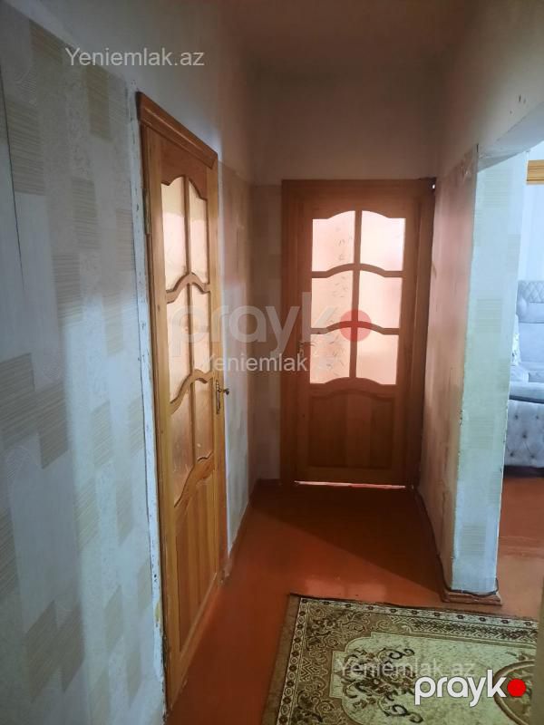 Satılır 3 otaqlı Bina evi menzil (Köhnə tikili), 70 m², 18-ci mikrorayon — Mənzil, Sumqayıt (11)