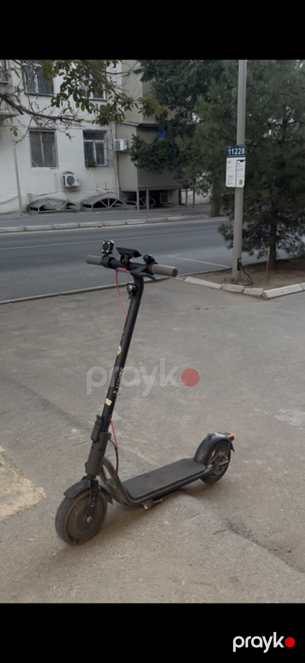 Elektrik skuter – temiz veziyyetdedir cox temizdir pula ehtiyyac var — Skuterlər, Bakı (3)