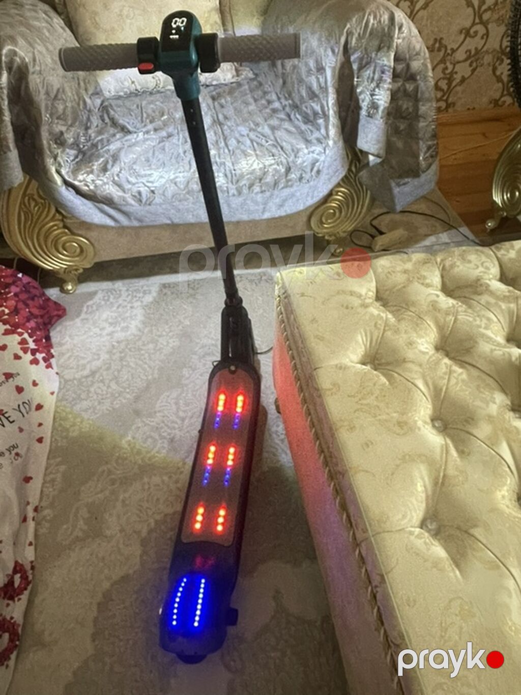 Elektrik skuter - Rəngli LED işıqlarla təchiz olunmuş platforma — Skuterlər, Ağcabədi (4)