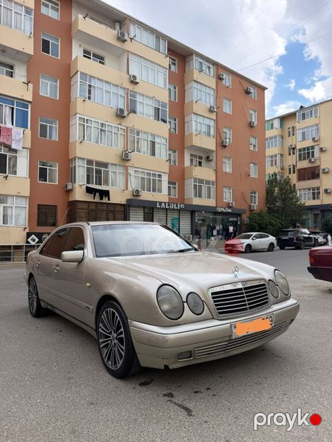 Mercedes E 200, 2.2 L, 1999 il, 320 000 km — Bakı
