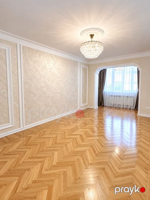 Satılır 2 otaqlı yeni tikili 60 m²