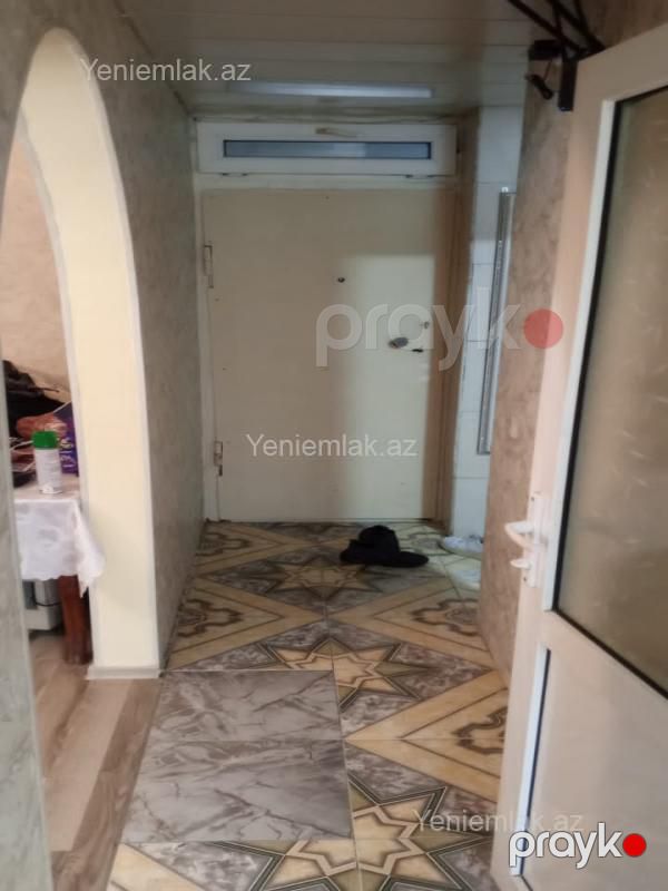 Satılır 1 otaqlı Bina evi menzil (Köhnə tikili), 30 m², 4-cü mikrorayon — Mənzil, Sumqayıt (4)