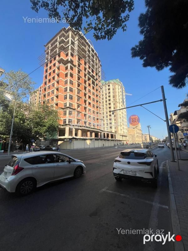 Satılır 3 otaqlı Bina evi menzil (Yeni tikili), 130 m², Nərimanov rayonu — Mənzil, Bakı (3)