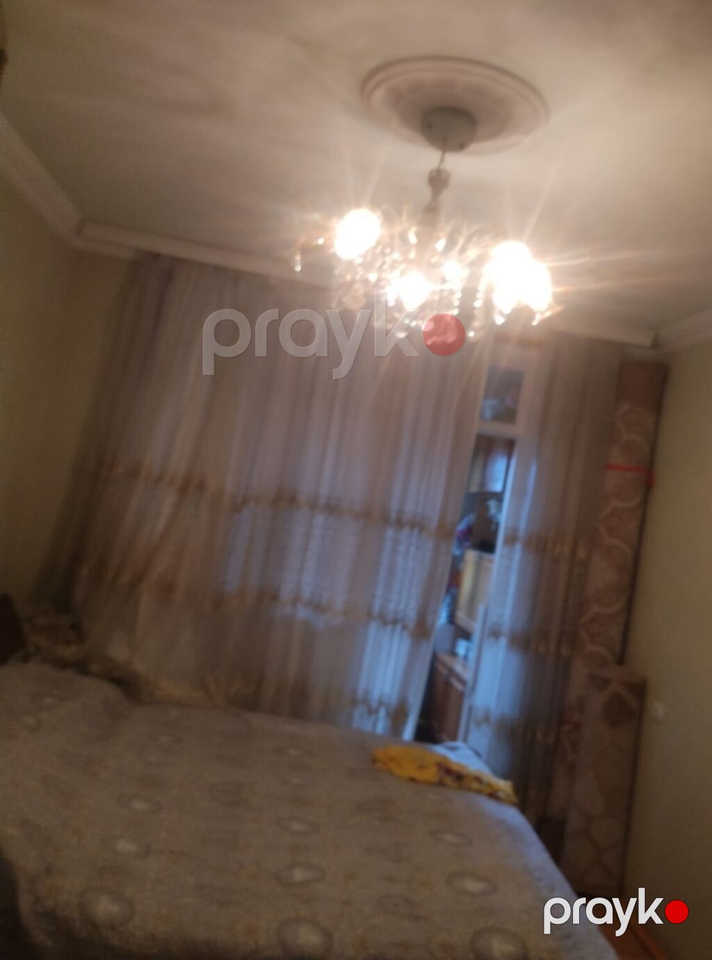 3 otaqlı mənzil,hamam tualet ayrı, təmirli. Unvan: Mahrasa bağı, bina — Mənzil, Gəncə (3)