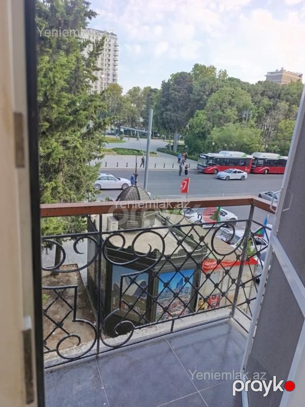 Satılır 2 otaqlı Bina evi menzil (Köhnə tikili), 35 m², Nəsimi rayonu — Mənzil, Bakı (11)