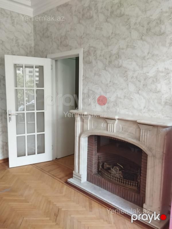 Satılır 2 otaqlı Bina evi menzil (Köhnə tikili), 50 m², Səbail rayonu — Mənzil, Bakı (4)