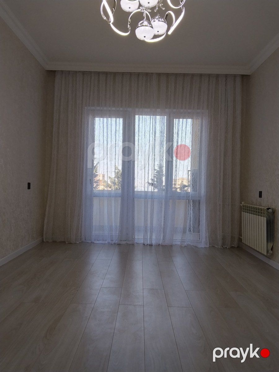 Satılır 2 otaqlı köhnə tikili 62 m² — Mənzil, Bakı (3)