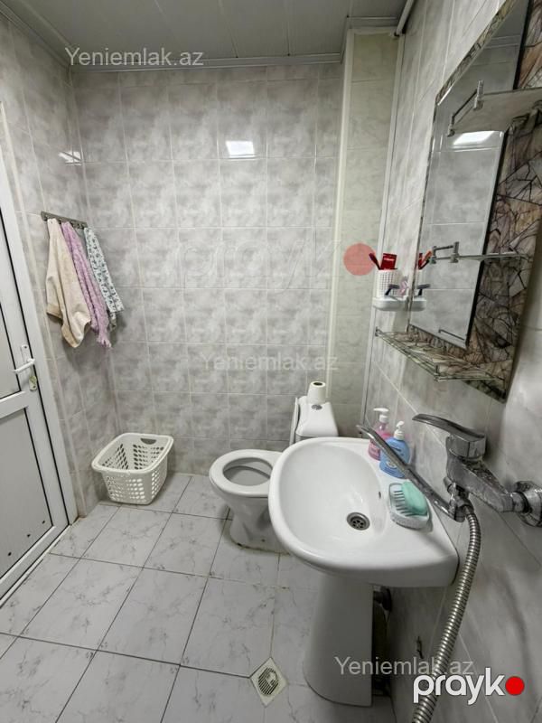 Satılır 1 otaqlı Bina evi menzil (Köhnə tikili), 32 m², 1-ci mikrorayon — Mənzil, Sumqayıt (6)
