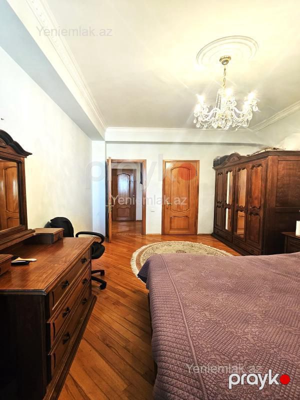 Satılır 5 otaqlı Bina evi menzil (Yeni tikili), 200 m², Nərimanov rayonu — Mənzil, Bakı (12)