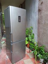 Hotpoint arusdon 280 AZN yenidən seçilmir boyu 180 təcilu satır — Ikıncı el mebel — Soyuducular